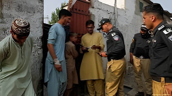 kp-launches-province-wide-crackdown-on-undocumented-afghan-nationals