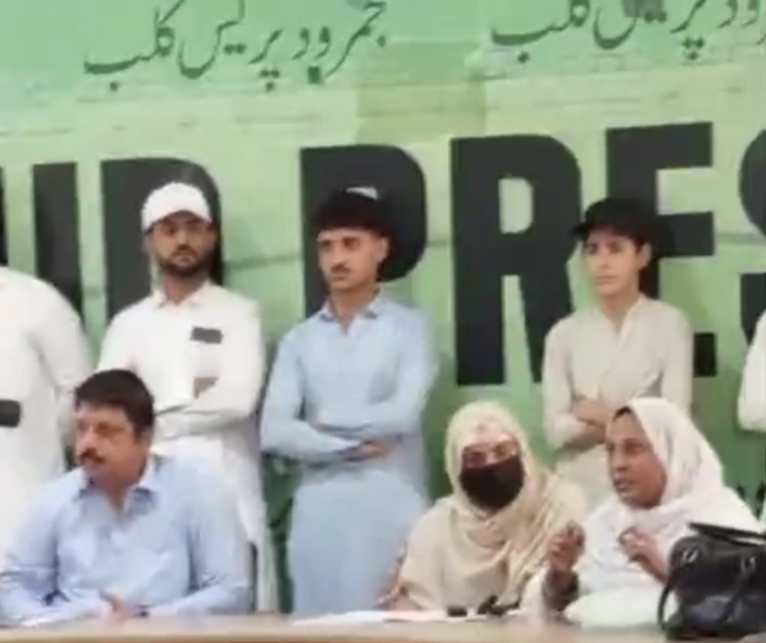 no-eviction-without-alternatives-jamrud-teachers-issue-protest-warning