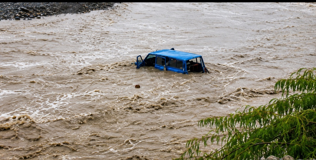 van-carrying-afghan-returnees-swept-away-by-flash-flood-three-killed