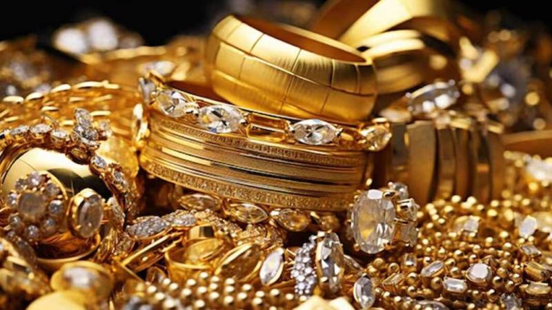 gold-prices-cool-off-after-hitting-record-levels