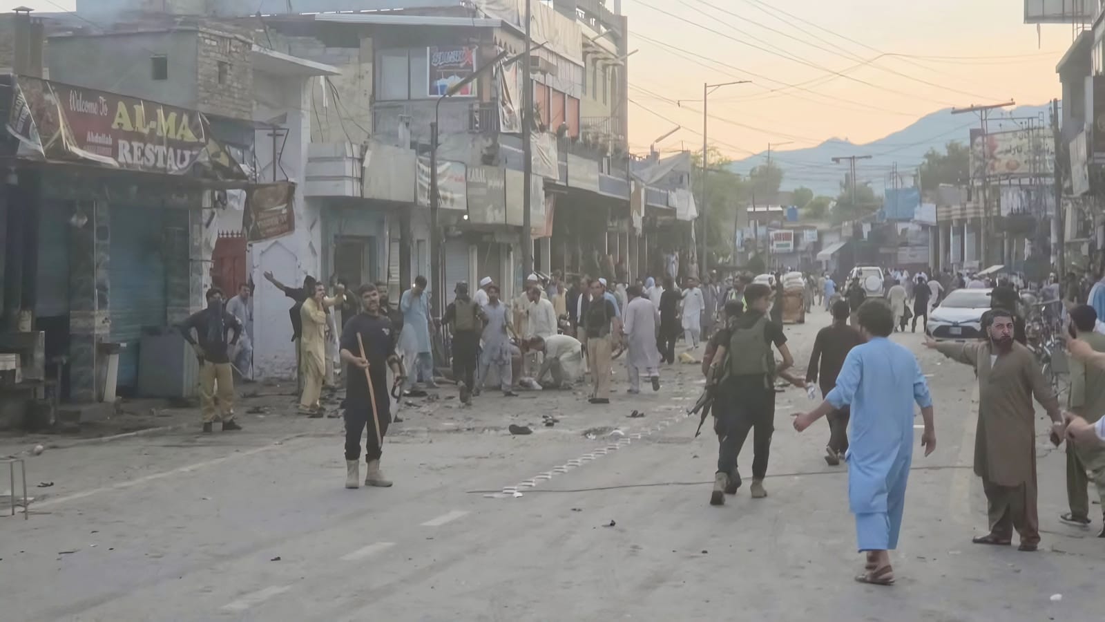 seven-policemen-martyred-in-suspected-suicide-blast-outside-swat-police-station