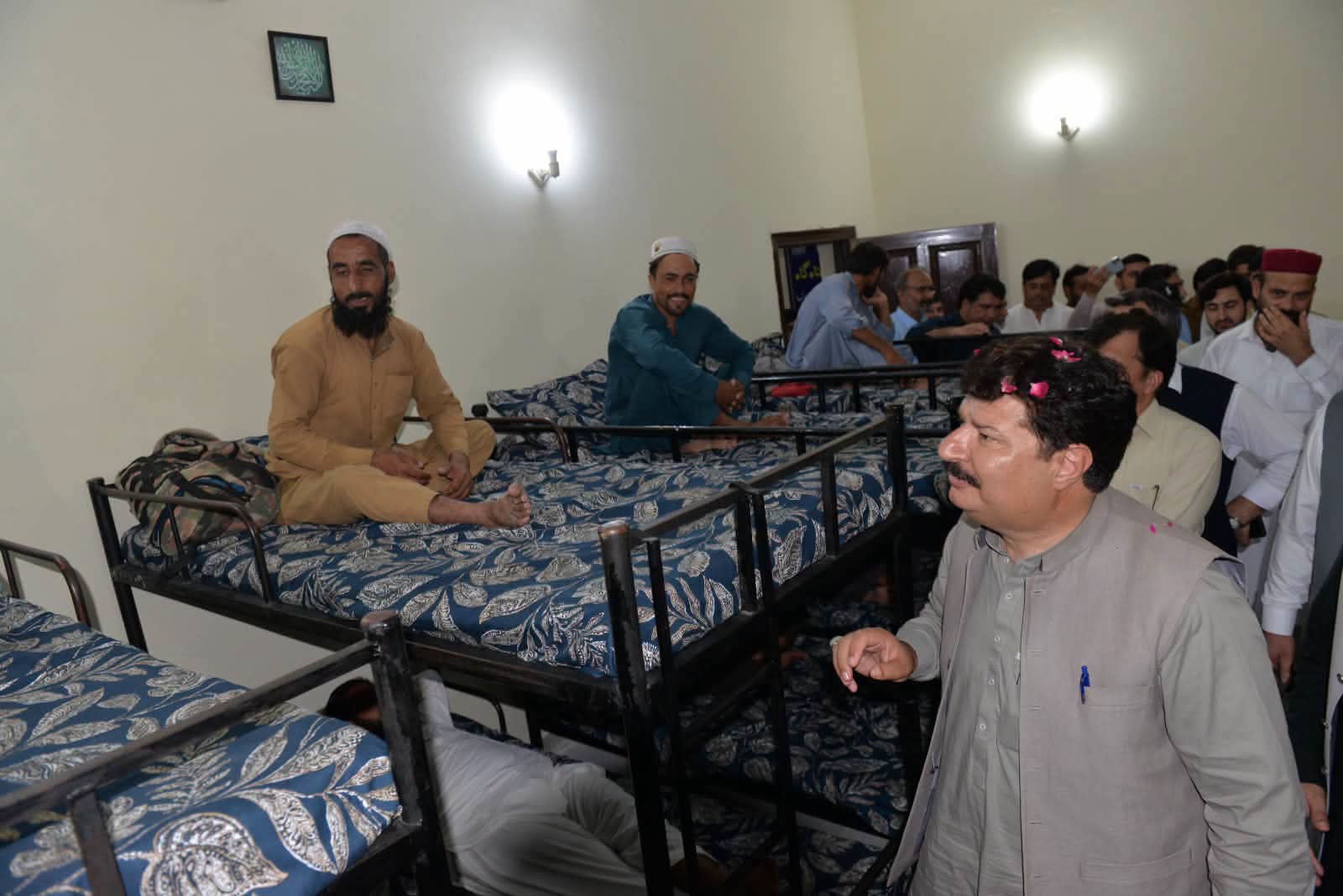 new-ehsaas-shelter-home-opens-near-khyber-teaching-hospital-in-peshawar