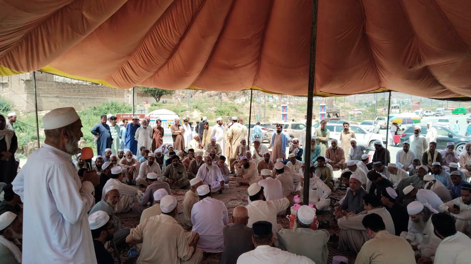 khyber-traders-elders-take-to-streets-over-alleged-abduction-of-zarif-shinwari