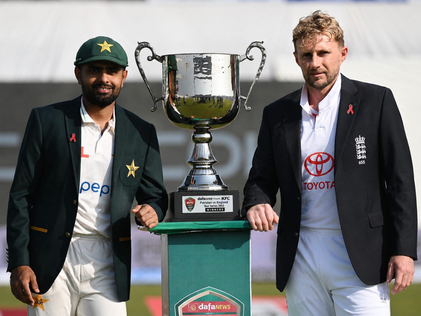green-shirts-in-leeds-england-series-countdown-begins