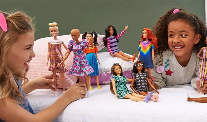 what-are-we-really-putting-in-our-childrens-hands-rethinking-the-toys-we-choose-for-them