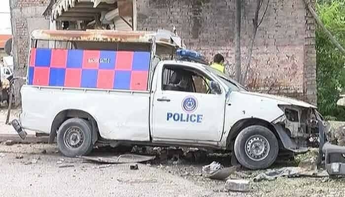 three-traffic-police-personnel-martyred-in-tank-attack