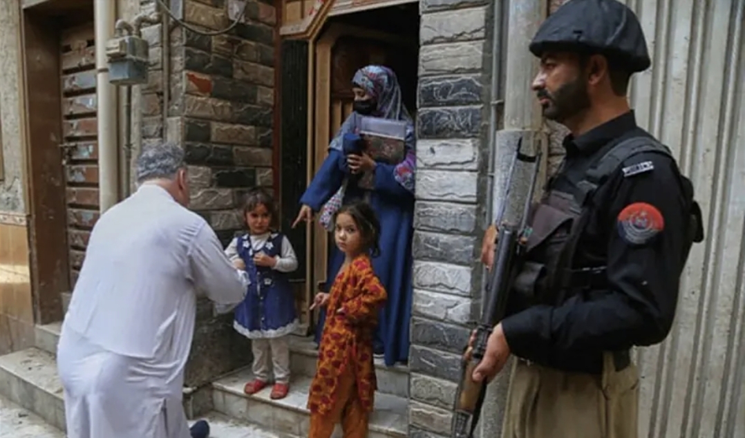 female-polio-worker-shot-at-in-charsadda-over-marriage-dispute