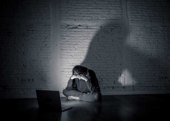 sextortion-the-growing-online-threat-targeting-children-and-young-people