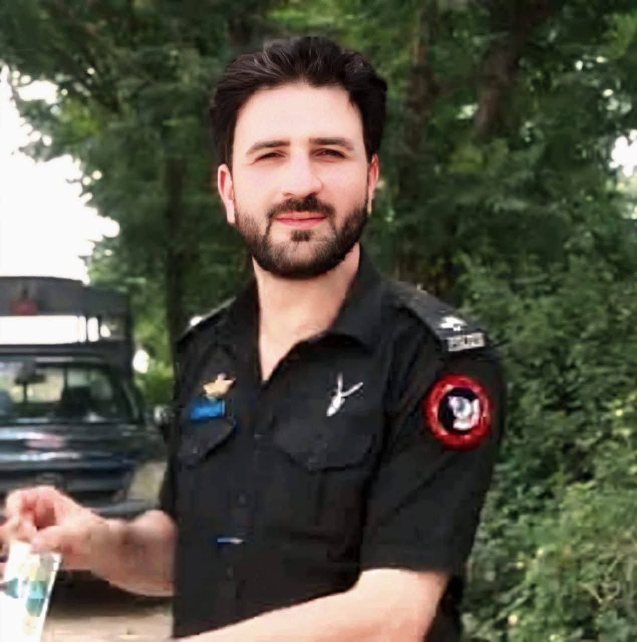 case-registered-against-swabi-cop-over-alleged-abduction-of-sisters