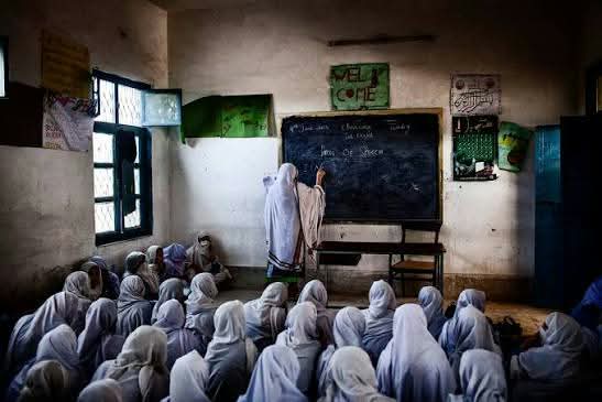 crumbling-classrooms-expose-infrastructure-crisis-in-bannu-schools