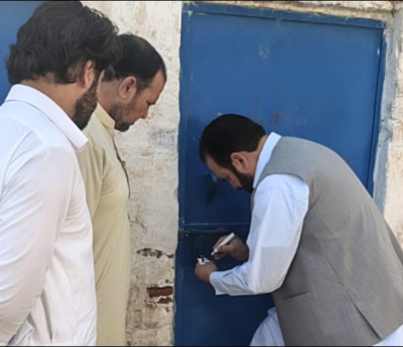 dilapidated-buildings-lead-to-closure-of-two-schools-in-bara