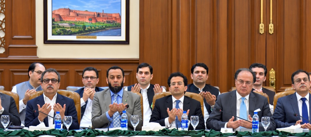 relief-for-tirah-idps-field-marshal-assures-return-and-compensation