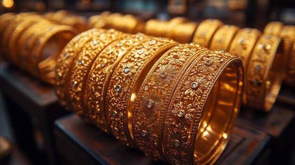 gold-prices-fall-in-pakistan-after-three-day-rally