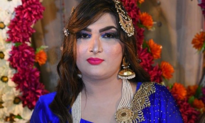 Sobia Khan Hd Sex - Special birthday: Best movement in life of a transgender person | TNN