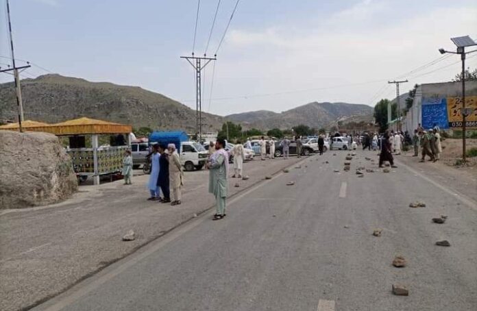 Protest in Dara Adam Khel