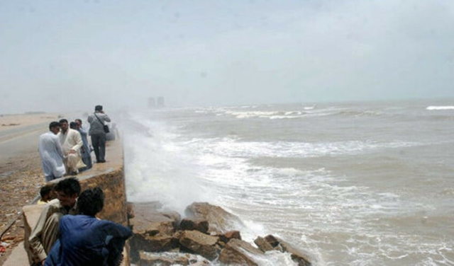 cyclone-biparjoy-to-hit-keti-bandar-81-thousand-people-evacuated-in-sindh