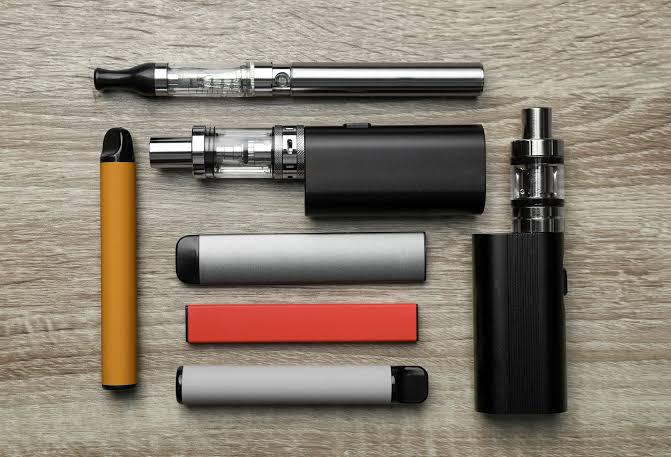 Pakistan s Silent Health Crisis Unchecked Rise of E Cigarettes