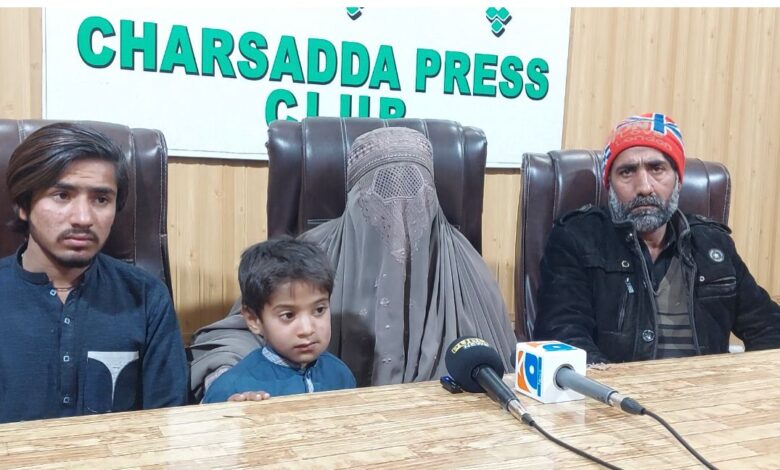 charsadda-mothers-cry-bring-sunny-home