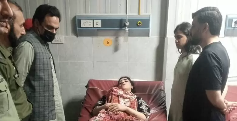 two-transgenders-injured-in-peshawar-shooting-incident